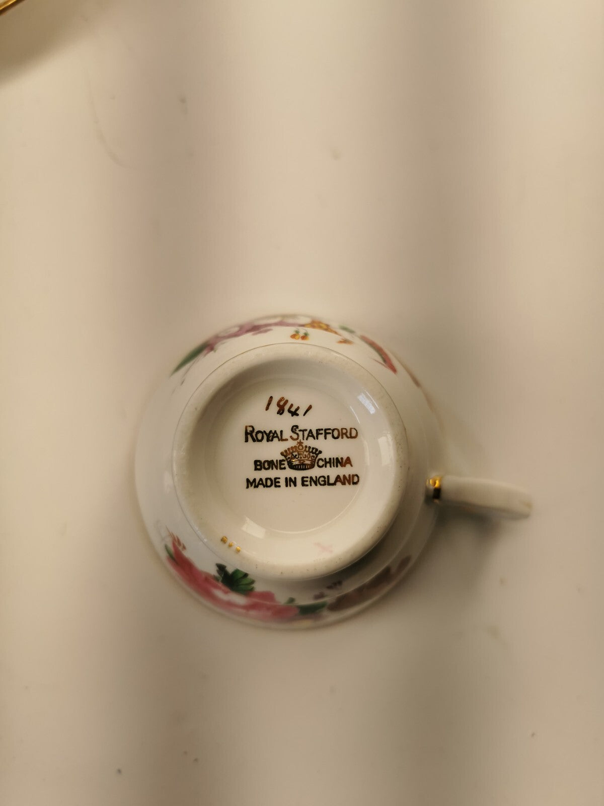 Assorted bone china set 4 cups and 10 saucers. Made in England/Japan/China