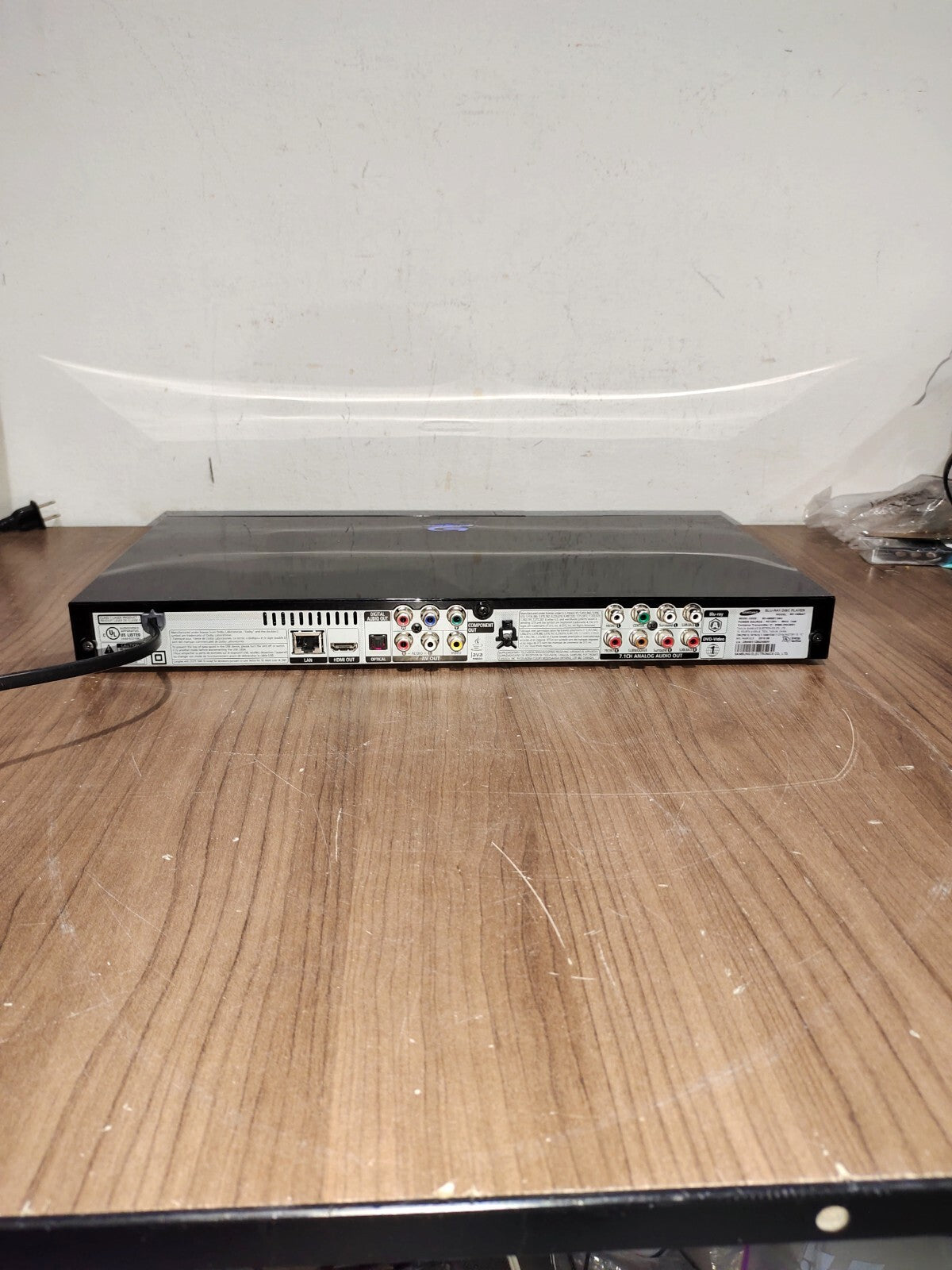 Samsung BD-C6500 Blu-Ray Player Wi-Fi 1080p Remote HDMI Cable