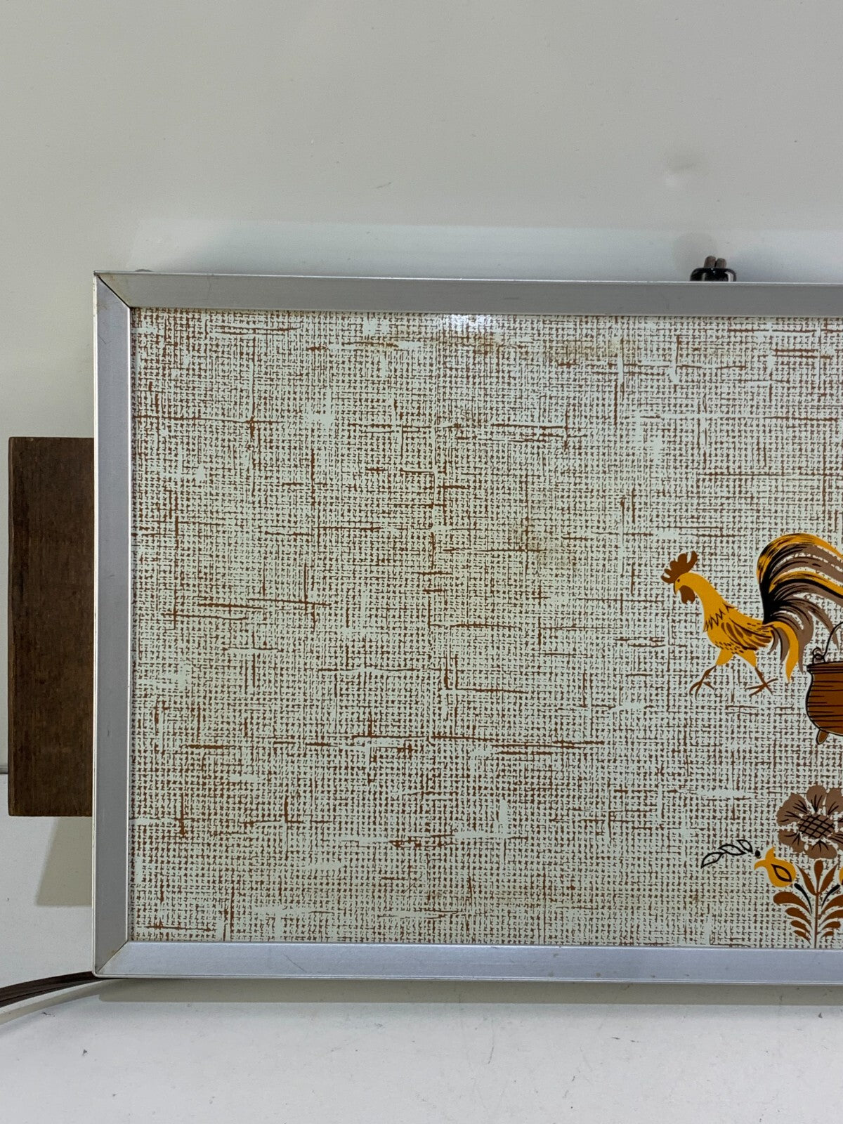 1973 Mid Century Electric Food Warmer Tray With Farm Design Teak Handles