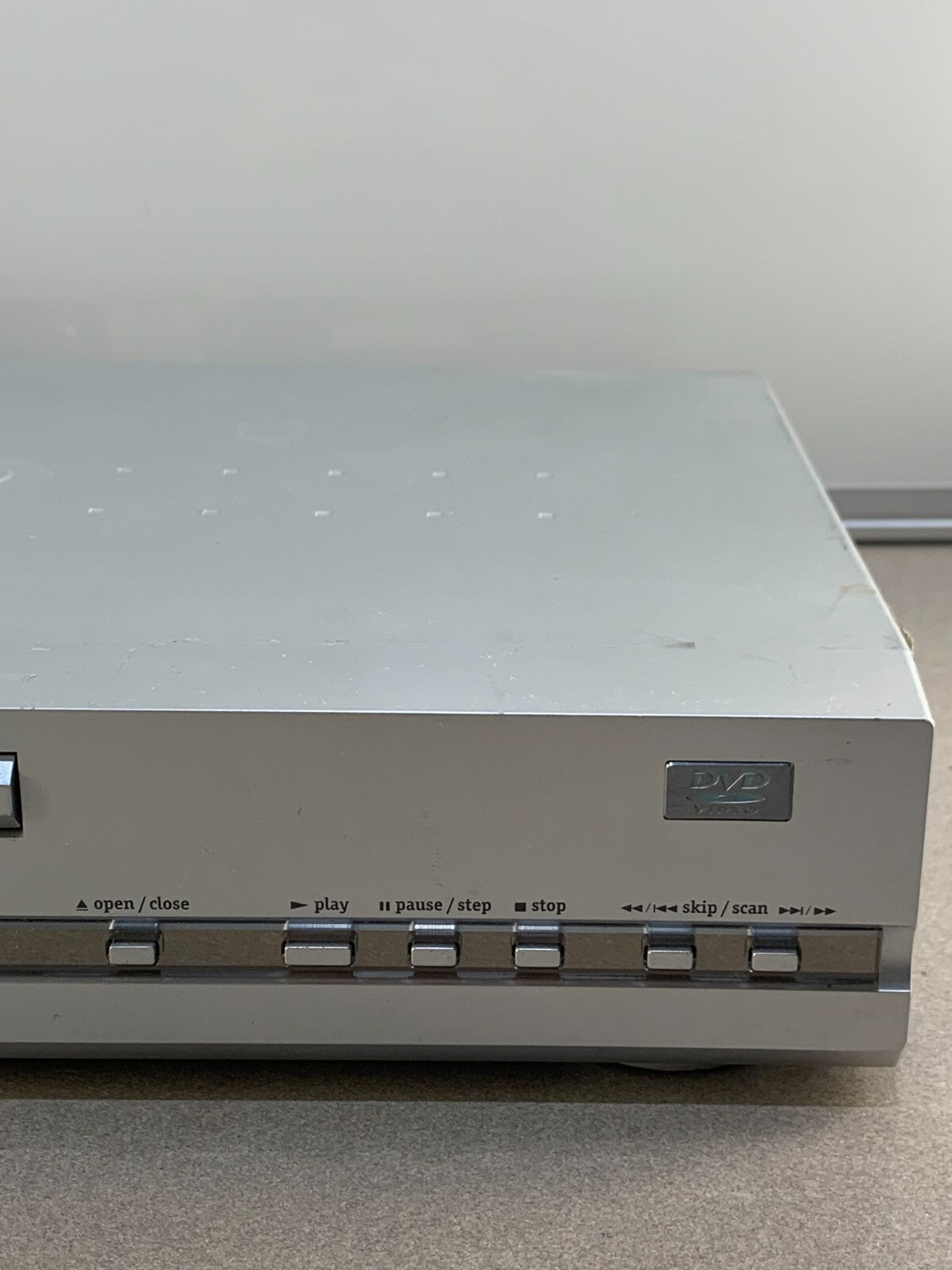 Zenith DV5510NC DVD Player – Classic Model