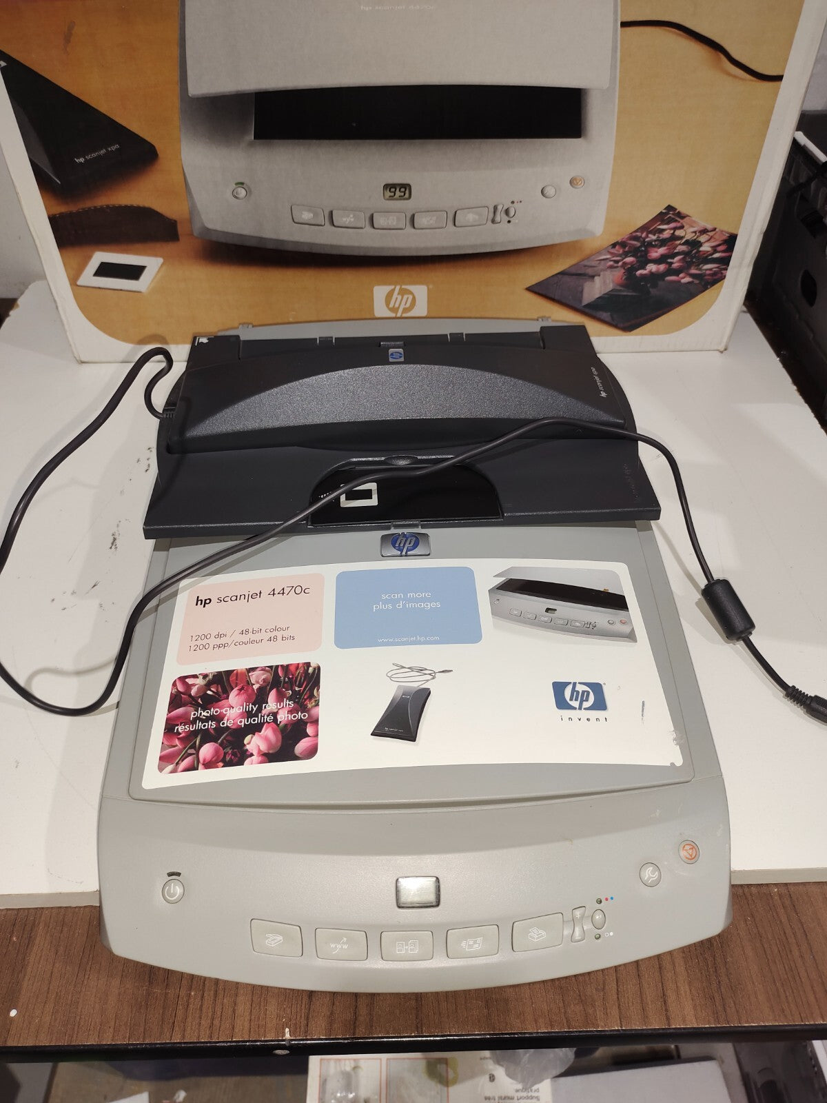 HP Scanjet 4470c C9880A Flatbed Scanner Scan 35mm - Untested