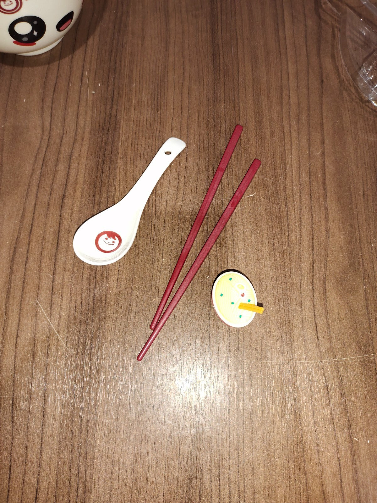 Maruchan Ramen Noodle Bowl (Chopsticks + Spoon + Chopsticks Holder) - New