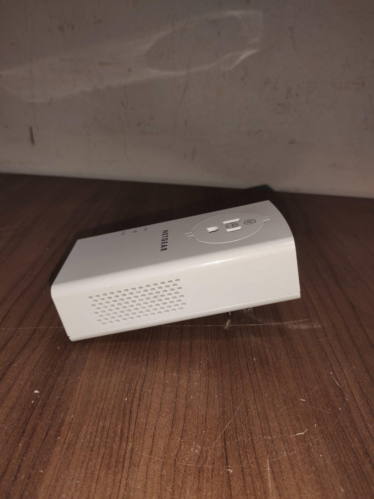 NETGEAR PLP2000 Powerline Adapter 2000Mbps PLP2000-100PAS - WHITE