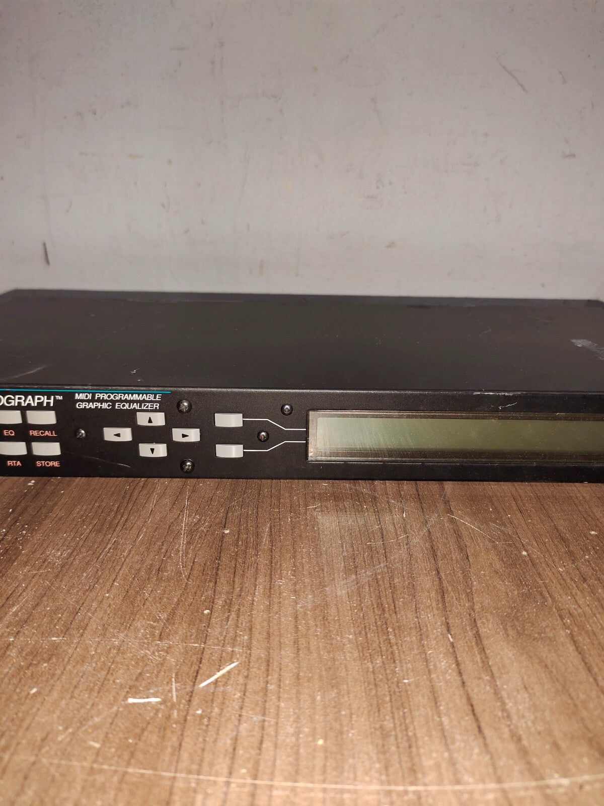 PEAVEY Autograph Midi Programmable GRAPHIC EQUALIZER - 1
