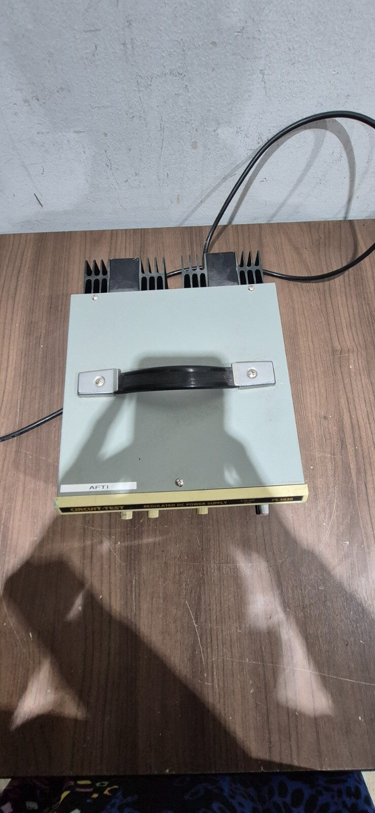 0-30V, 5A, DC Variable linear power supply, Circuit-Test PS-5030D