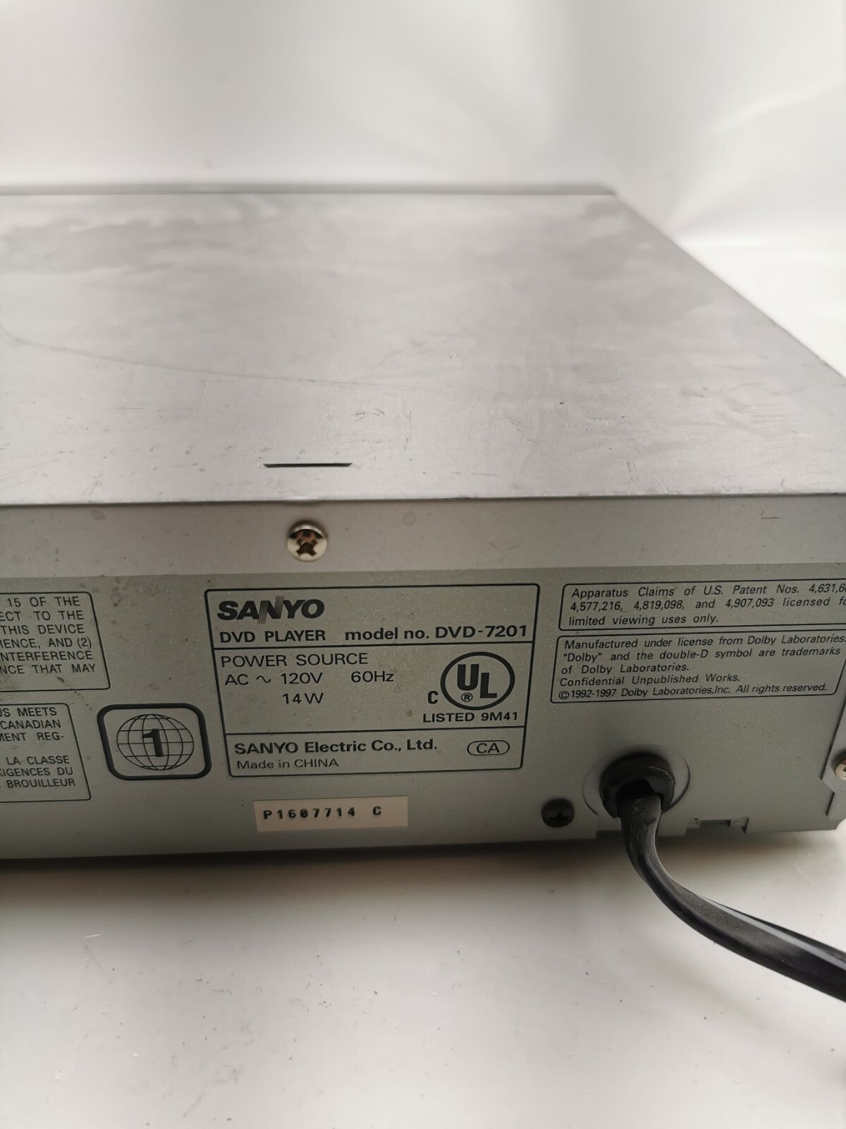 Sanyo DVD-7201 Component Digital Video DVD Player.