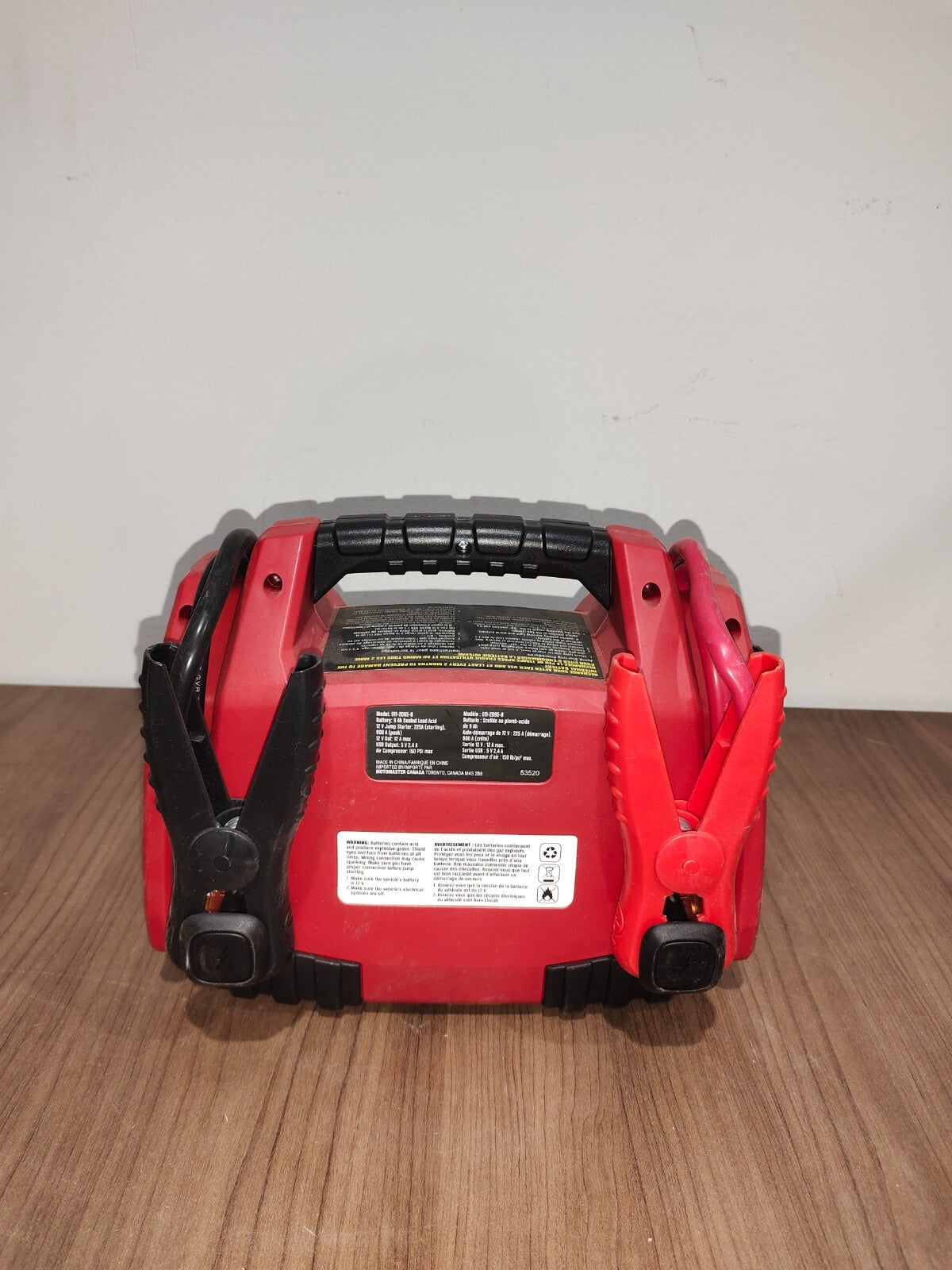Motomaster Booster Pack with Air compressor