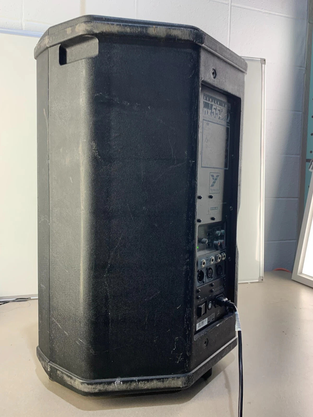 Yorkville NX55P-2 1000 Watt Powered Loudspeaker - 12"