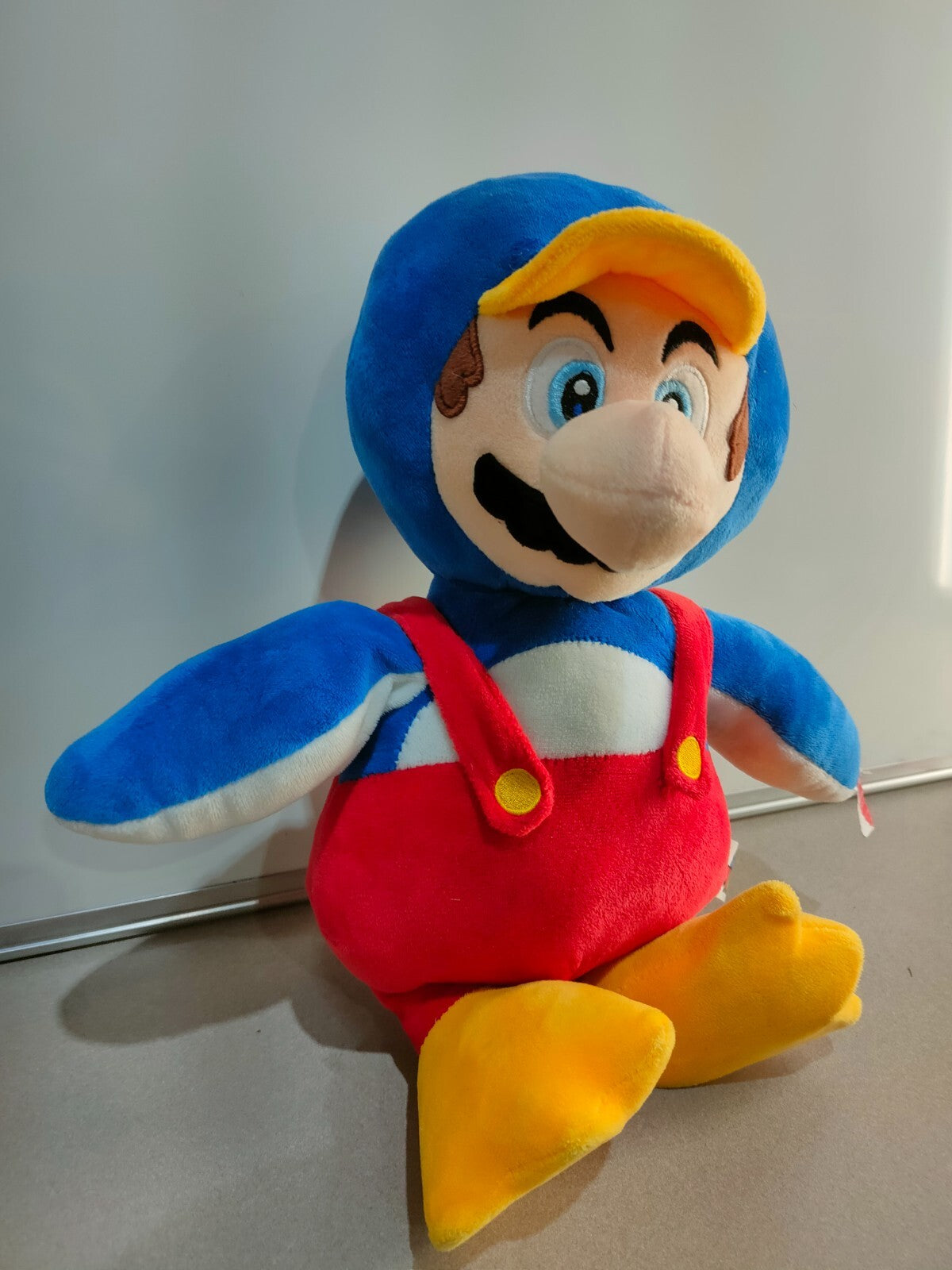 Official Nintendo Super Mario Penguin Mario Plush 12" NEW WITH TAGS