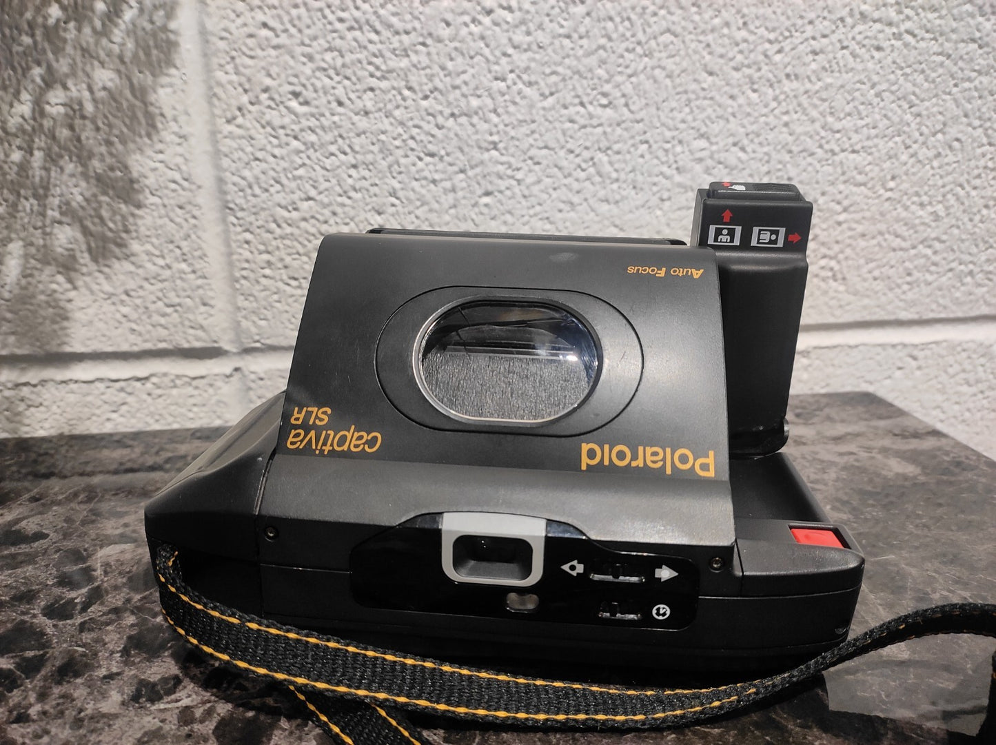 Vintage POLAROID Captiva SLR /QPS Auto Focus Camera F12-107 MM