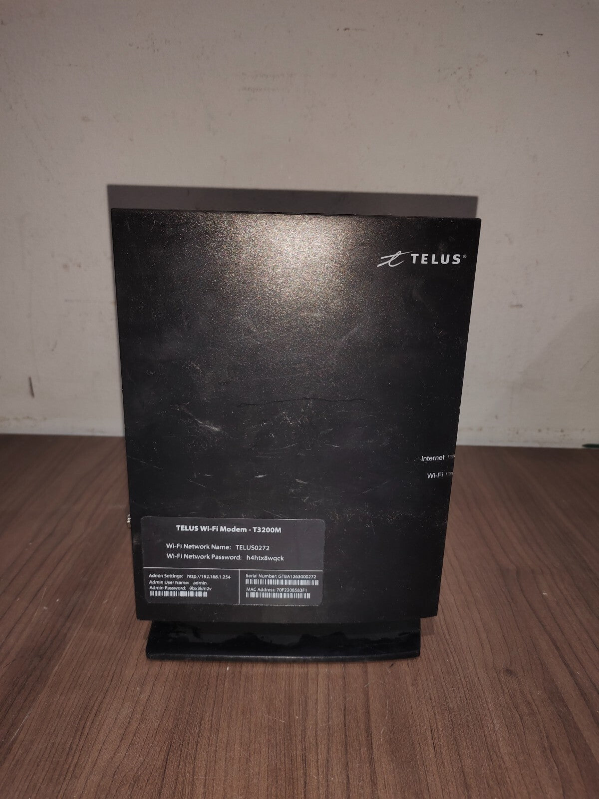 TELUS T3200M WIRELESS GATEWAY MODEM ROUTER - 2