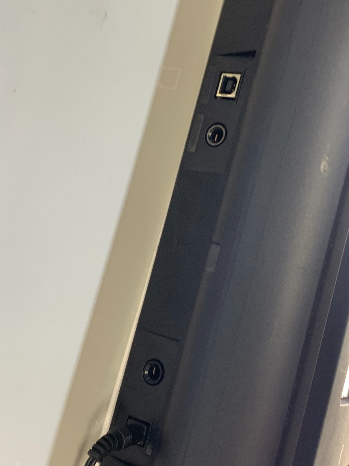 Yamaha NP-V80 76 Key Piaggero Digital Piano
