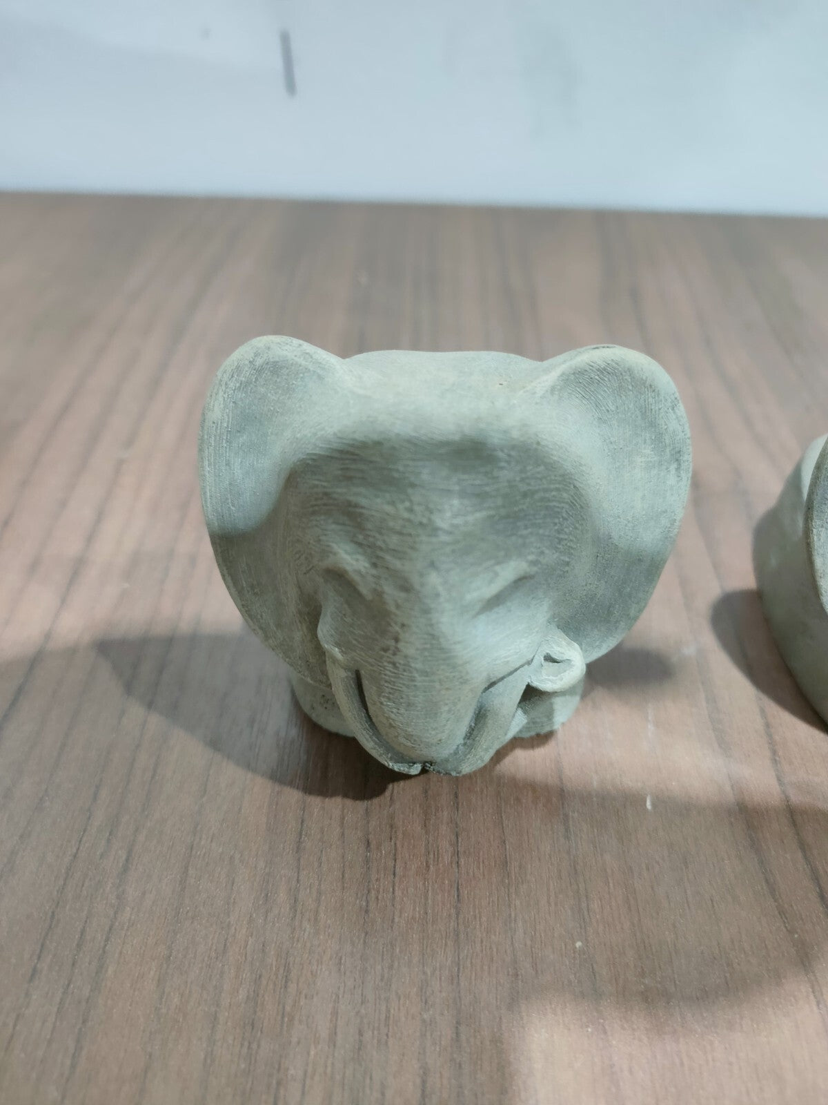 (Set of 3) elephant flower pot riser