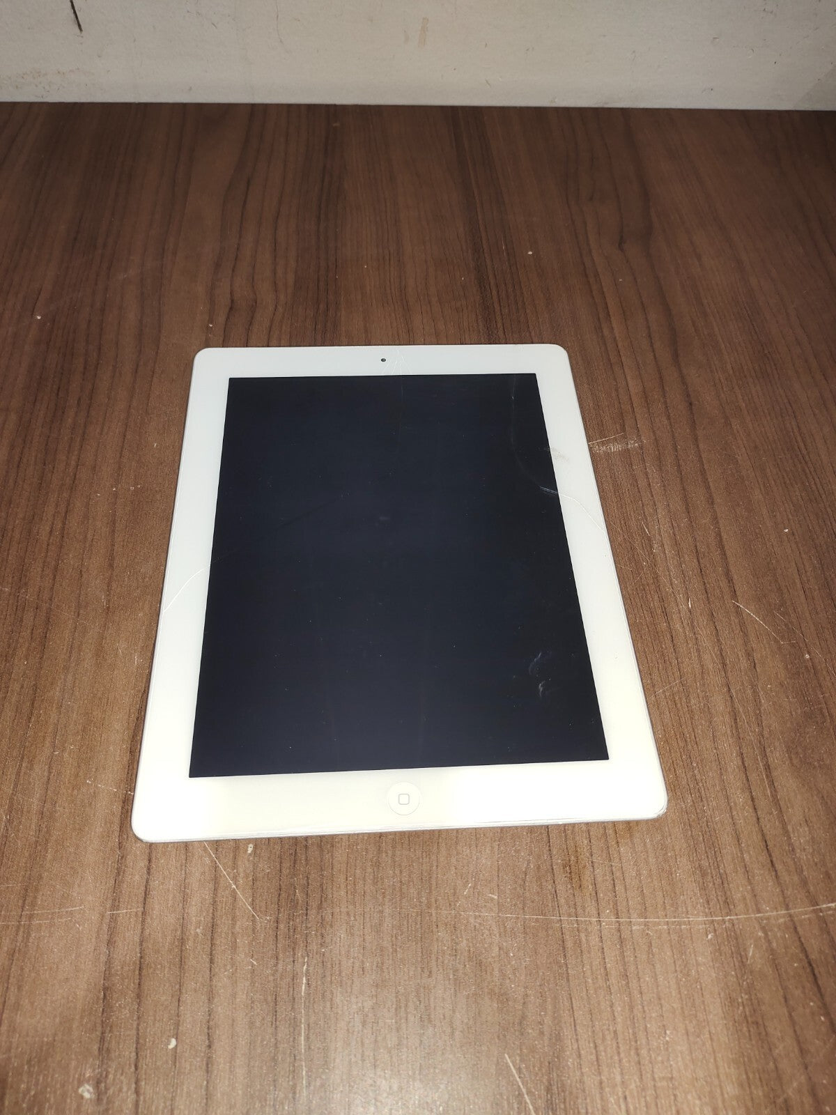 Apple iPad 2 A1396 16 GB, Wi-Fi + 3G, 9.7 in - Black - Untested