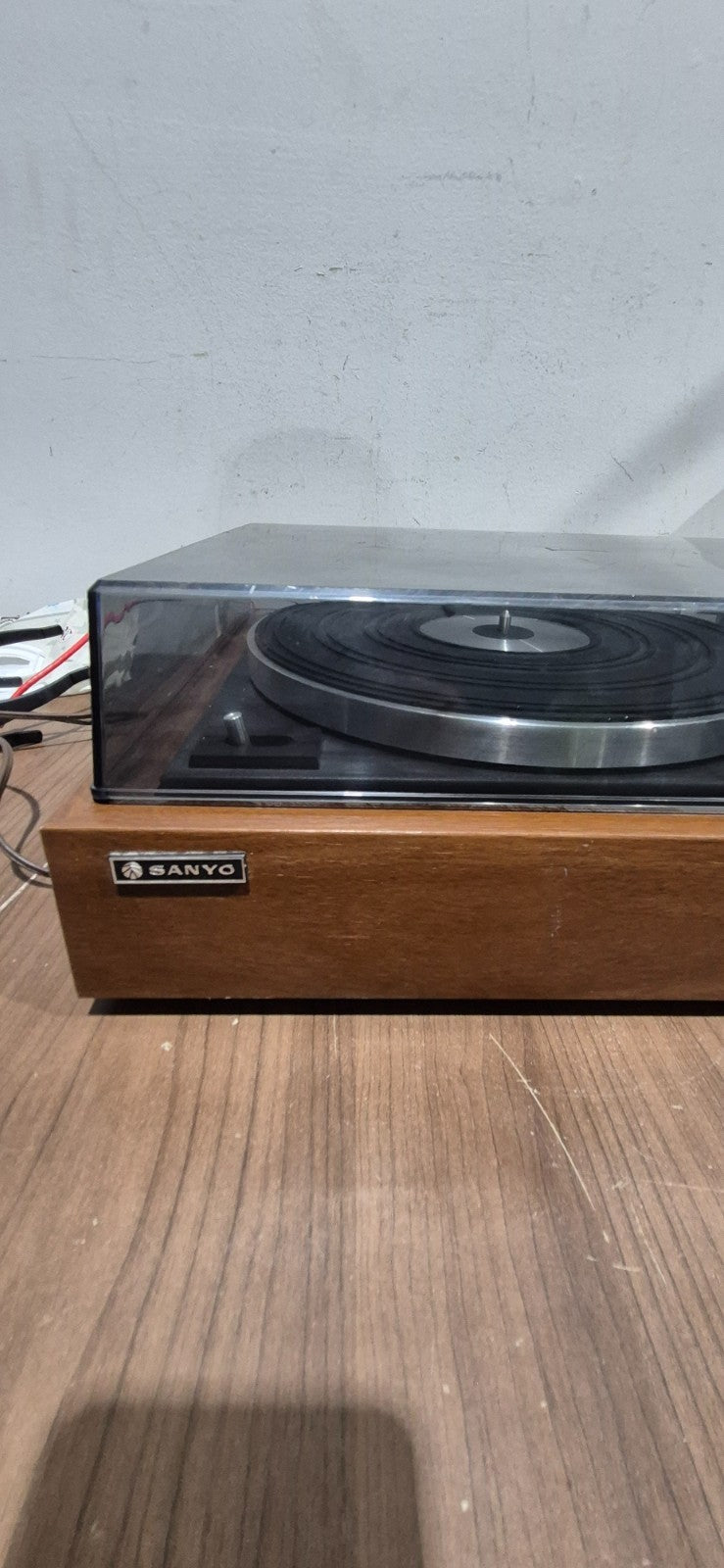 Sanyo Automatic Stereo Turntable Record Player - TP 600 SA