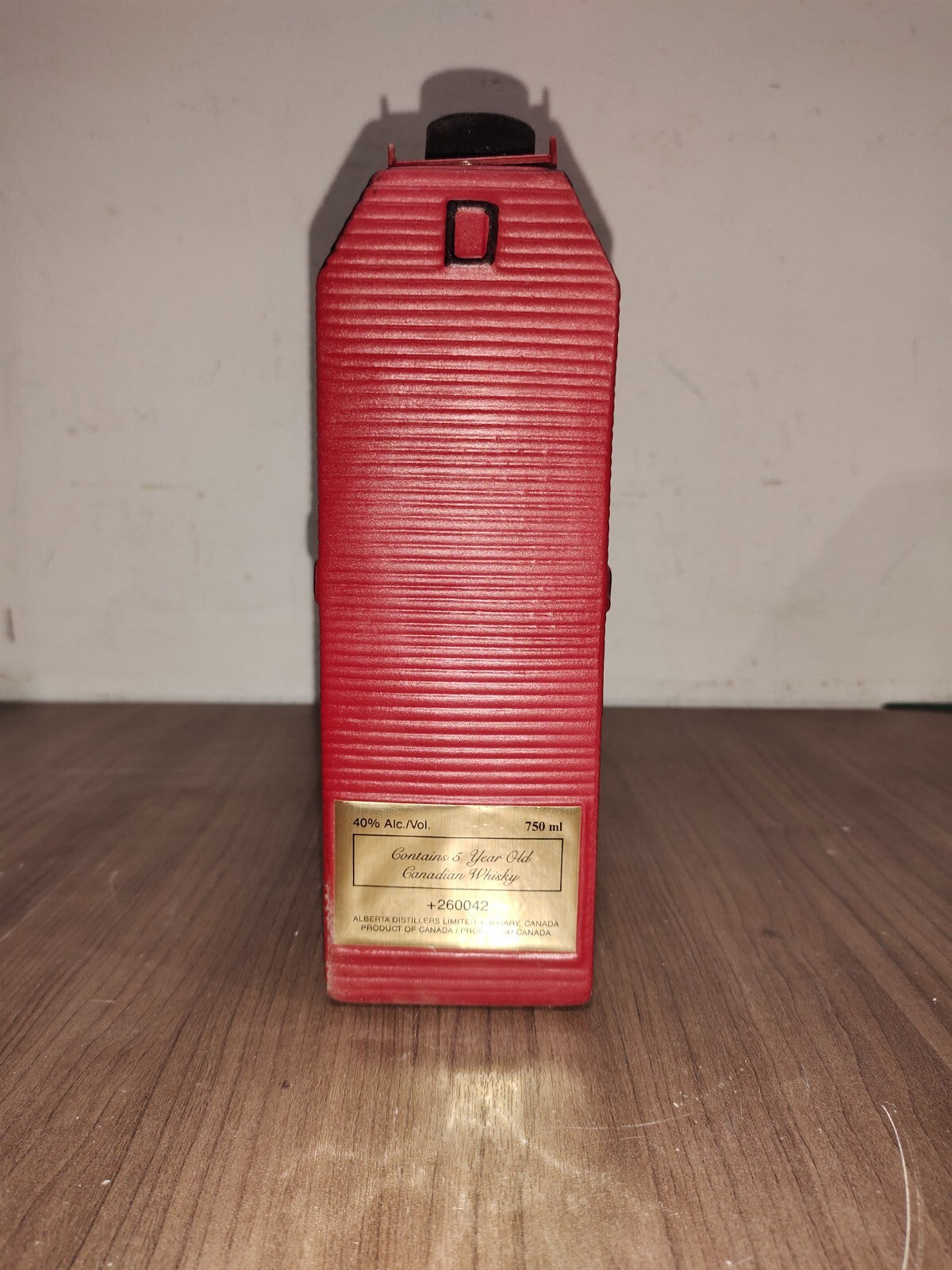 1905-1990 Spirit of Saskatchewan Grain Elevator Empty Whisky Decanter