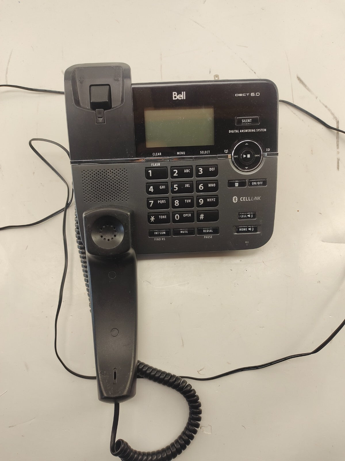 Bell DECT6.0 Phone Answering Machine