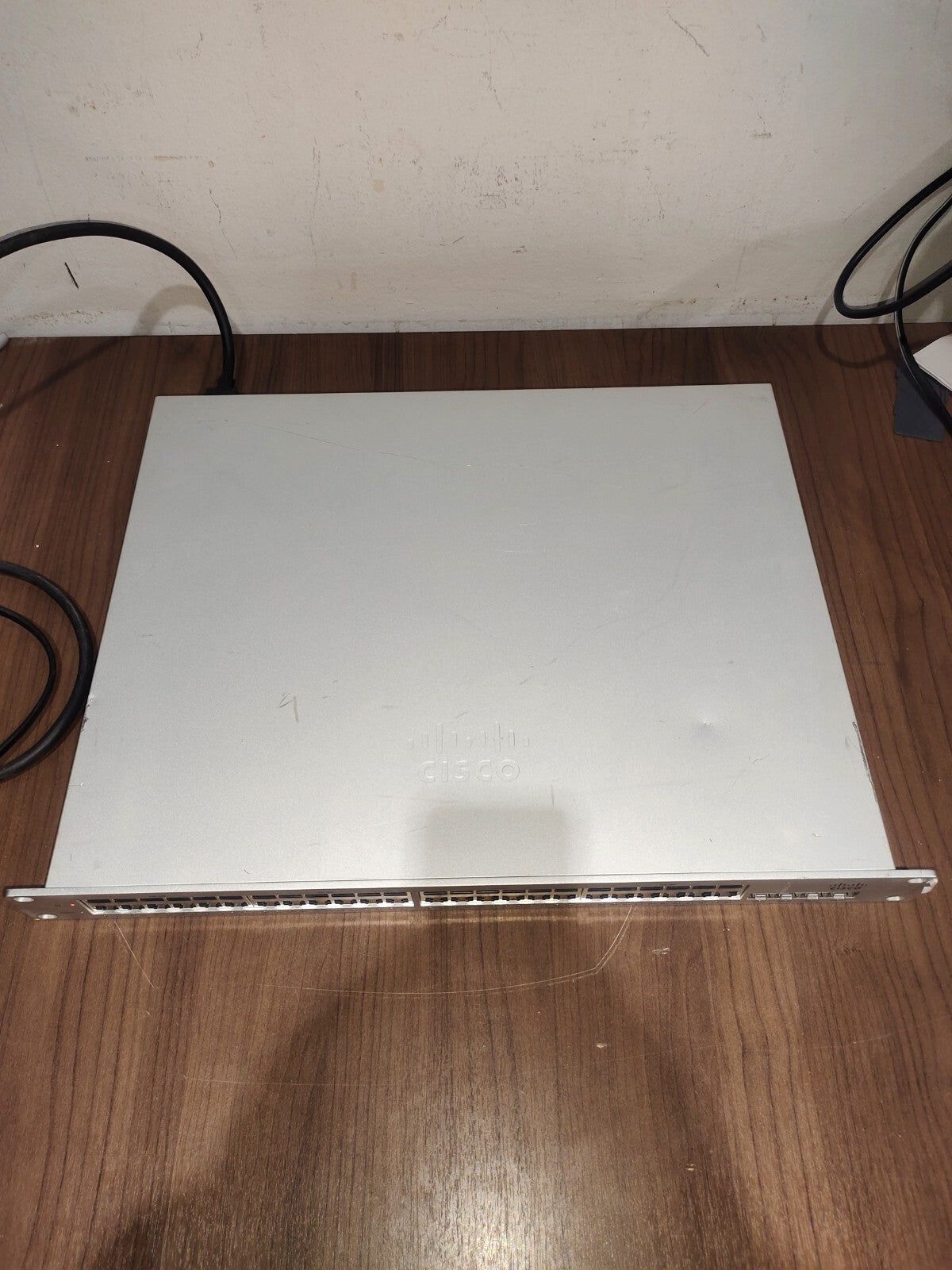 Cisco Meraki MS220-48FP-HW 48x 1GB PoE+ RJ-45 4x 1GB SFP - Switch