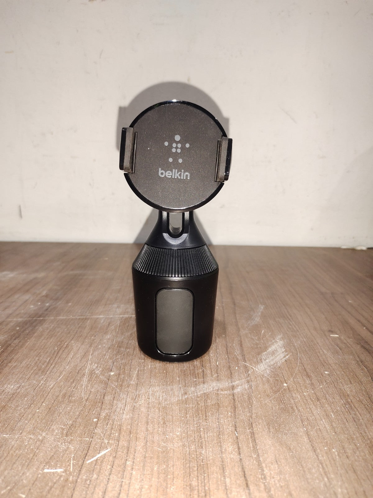Belkin Universal Car Cell Phone Cup Mount for Smartphones F8J168BT W/ Cable Slot