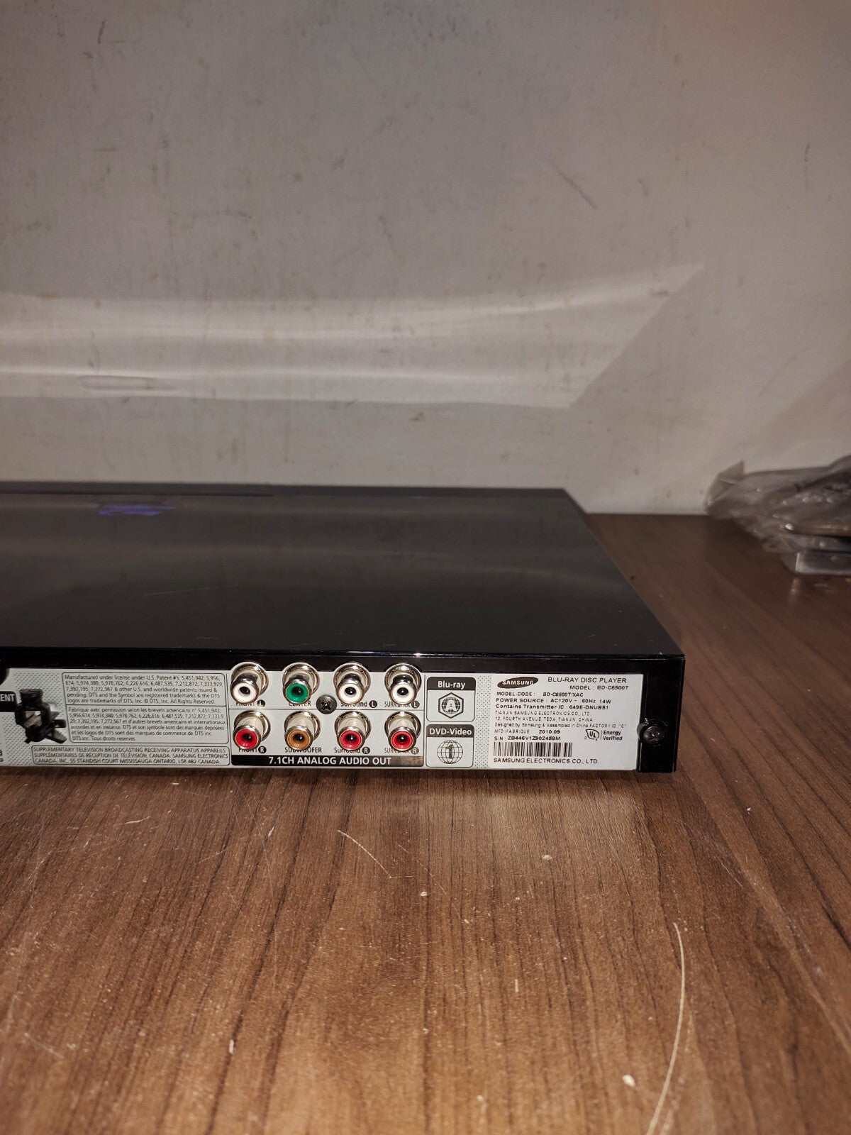 Samsung BD-C6500 Blu-Ray Player Wi-Fi 1080p Remote HDMI Cable