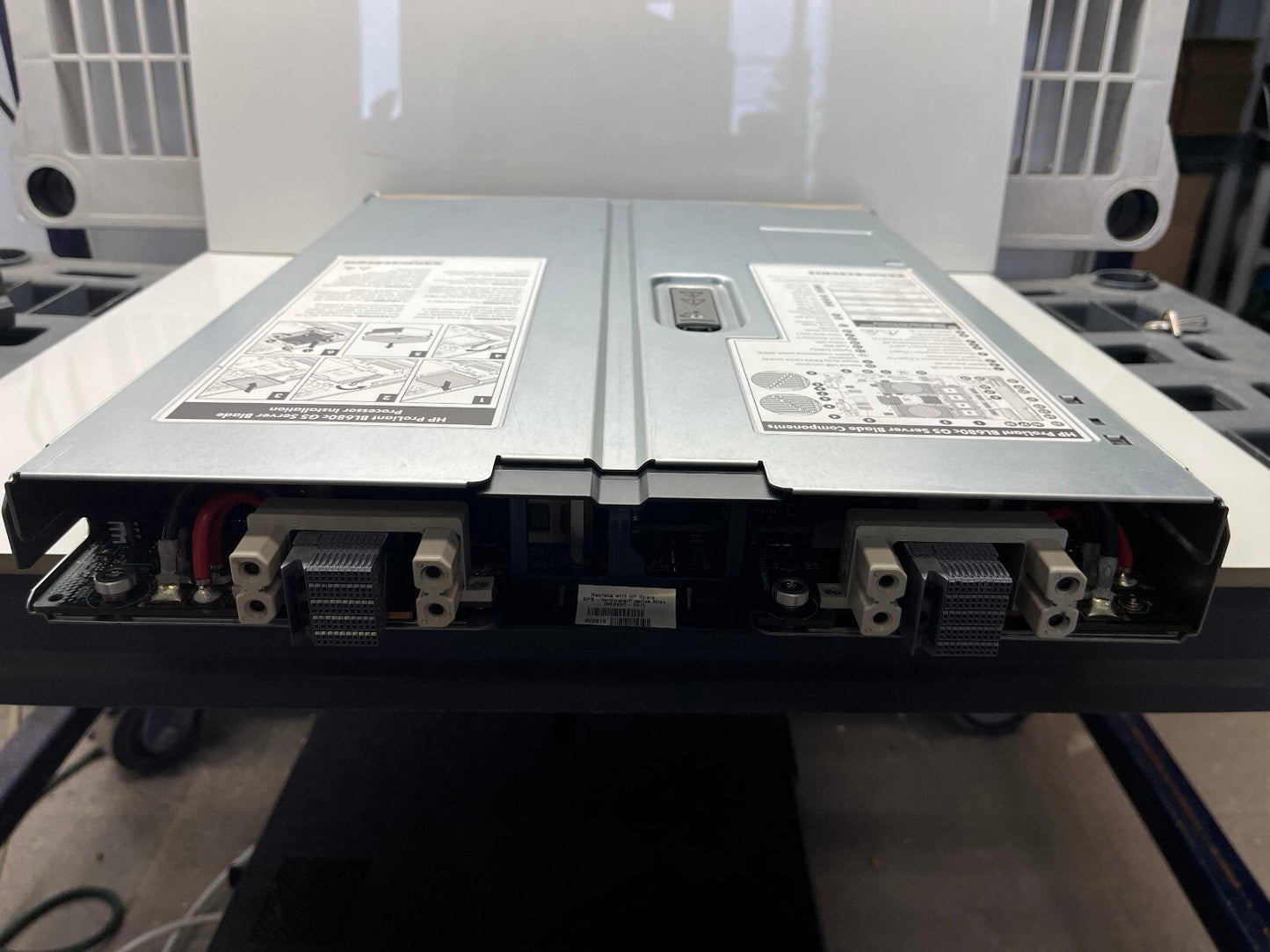 GOOD CONDITION HP ProLiant BL680c G5 Server Blade UNTESTED MXQ90302JD