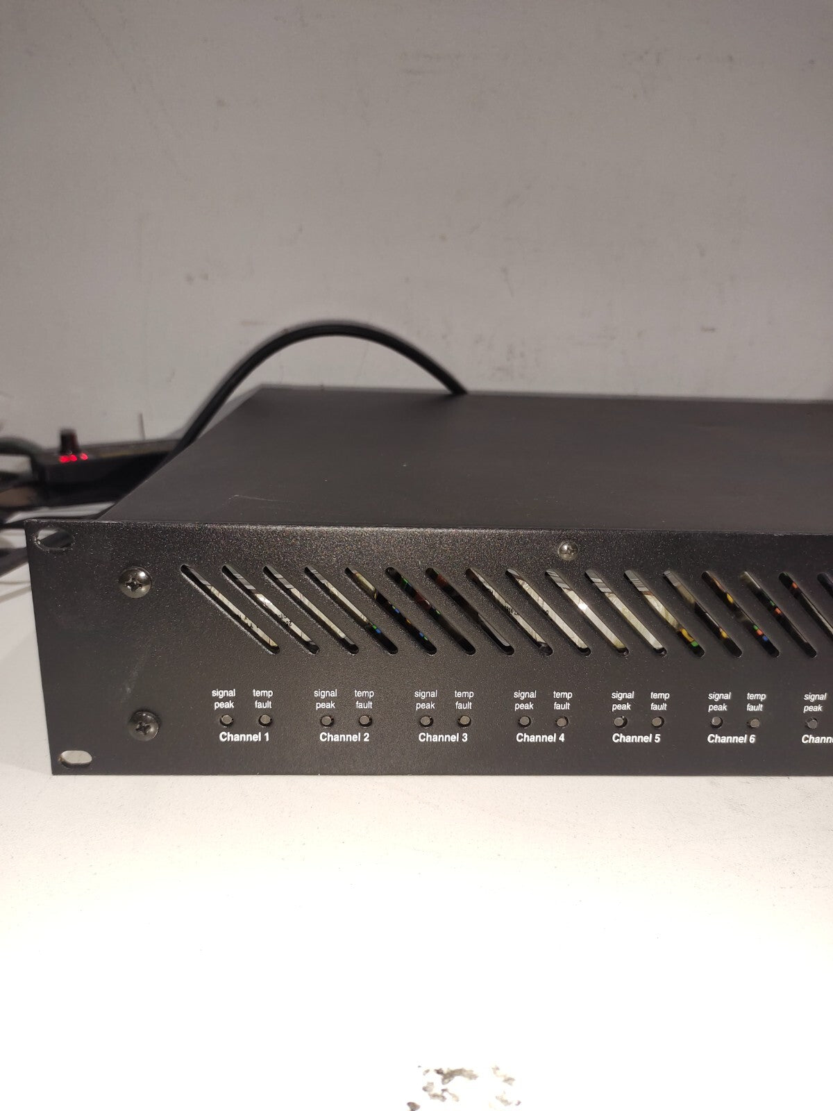 Biamp MCA 8050 Multi Channel Amplifier - Working