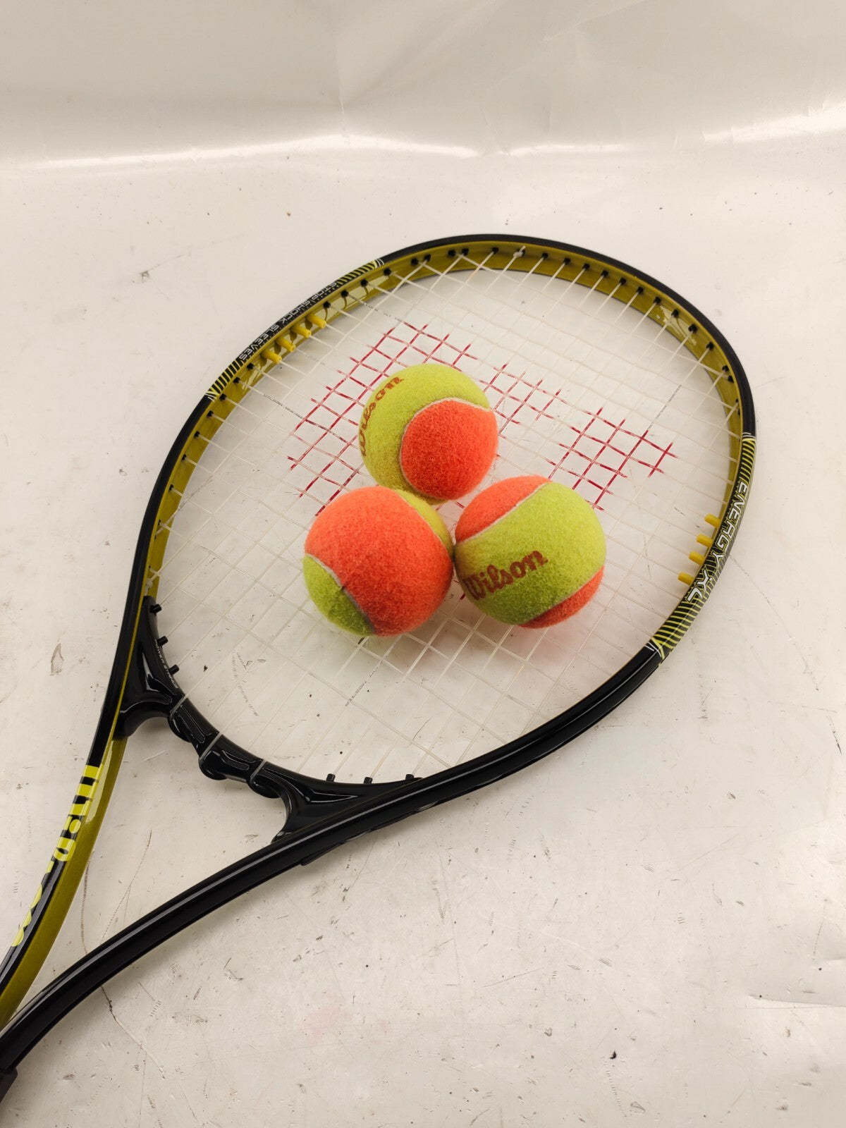 Wilson Tennis Racket Energy XL Yellow Black Pre-owned - With 3 Wilson Balls