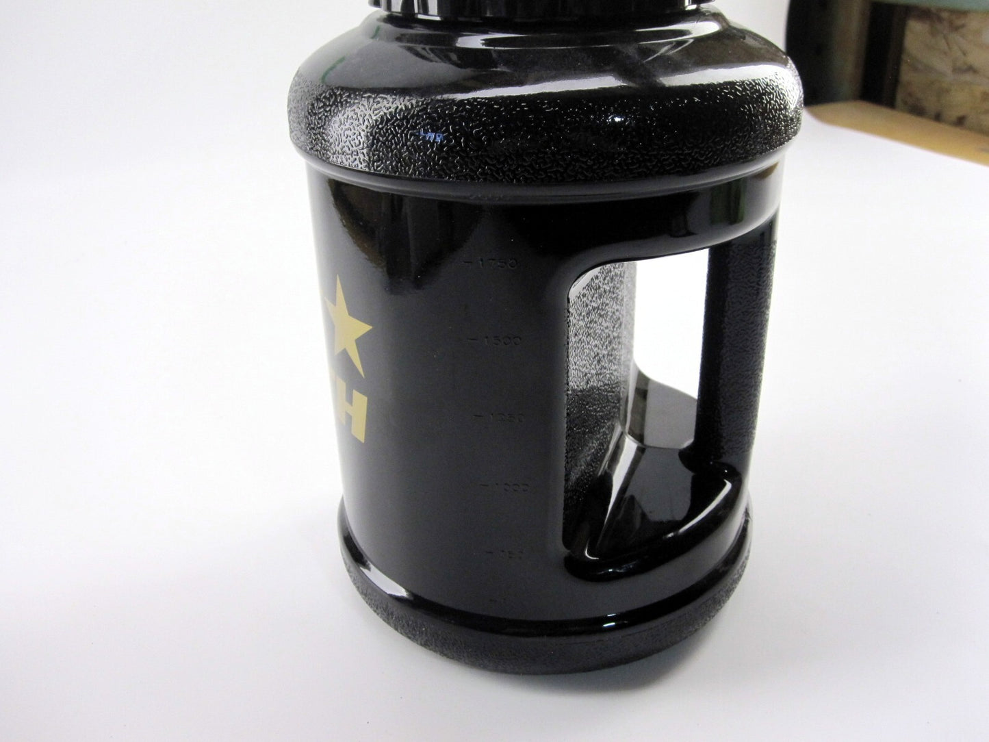 2L Sport Bottle Mammoth Mug Black