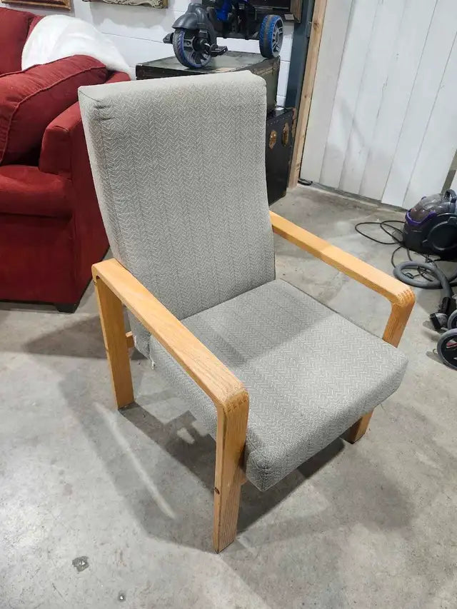 Simo Dow Wooden/Cushioned ArmChair - 1992