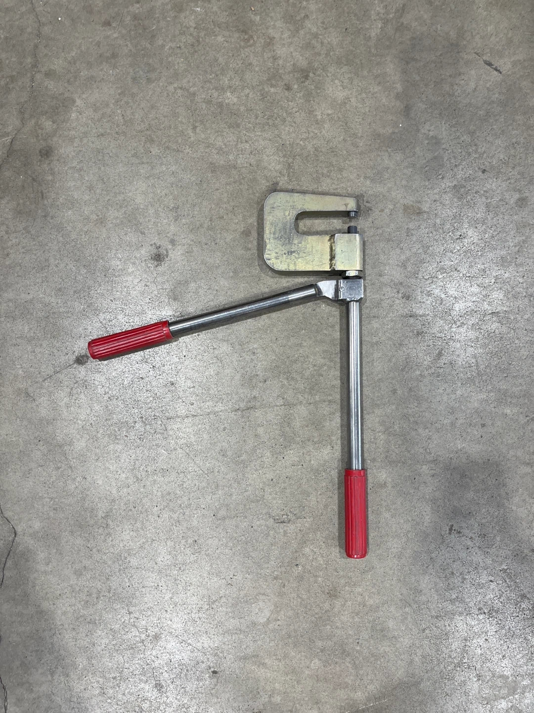 Metal Hole Punch Tool