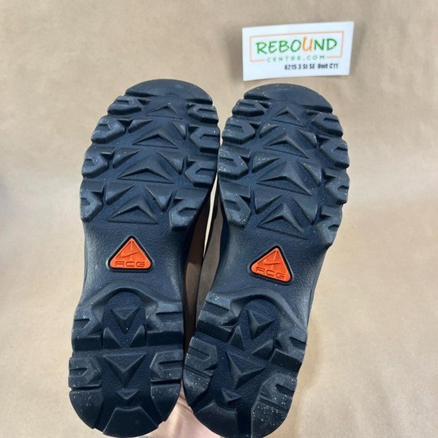 Vintage Nike ACG Gimli Shoes (Size 5.5Y)