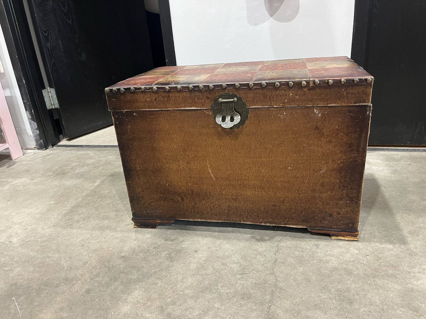 Vintage Leather and Wooden storage chest