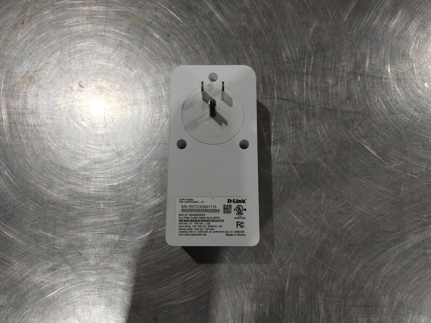 Good Condition D-LINK Power Line Ethernet Receiver 3 Port LAN 125V Passthrough