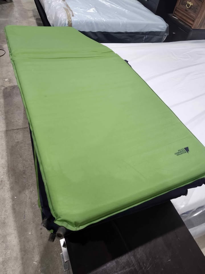MEC Inflatable/Foam 75" Sleeping Pads - 1 Available