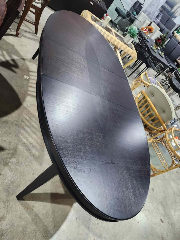 8ft Extendable Dining/Boardroom Table