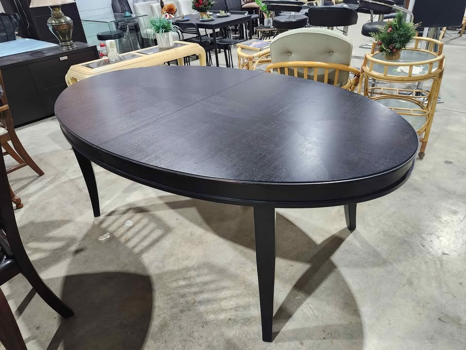 8ft Extendable Dining/Boardroom Table