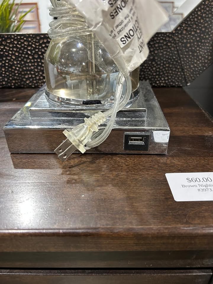 Crystal Shapes Lamp + USB port