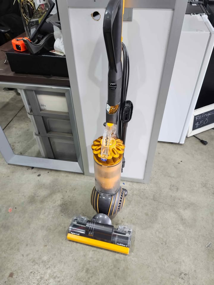 Dyson Ball Multifloor 2 Upright Vacuum