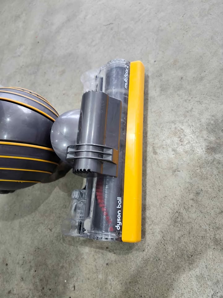 Dyson Ball Multifloor 2 Upright Vacuum