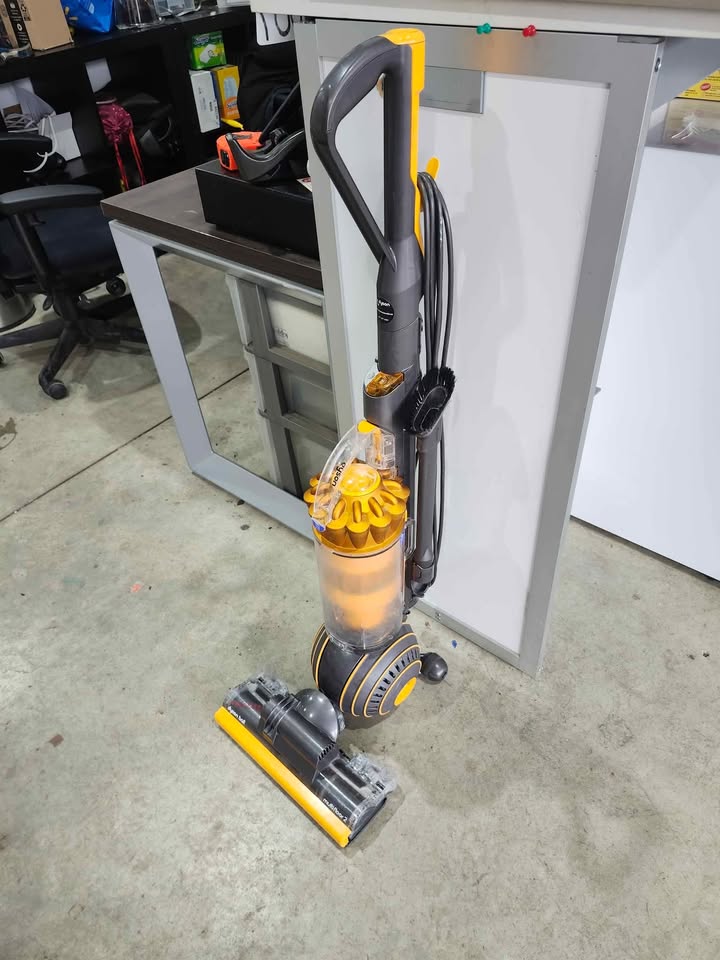 Dyson Ball Multifloor 2 Upright Vacuum