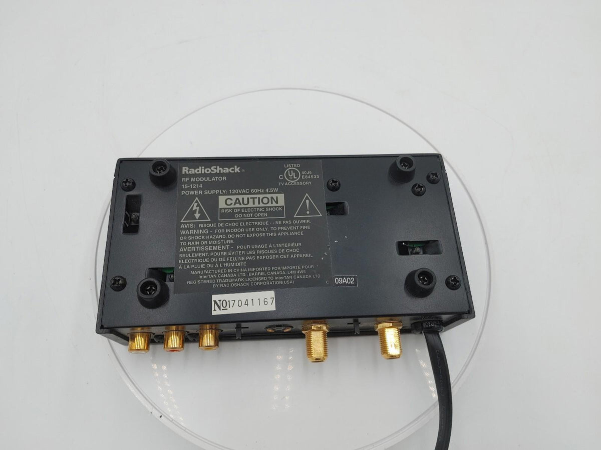 Excellent Condition RadioShack RF Modulator 15-1214 Black Untested
