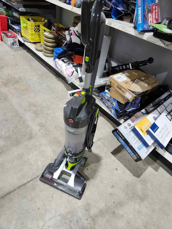 Hoover Air WindTunnel 3 Upright Steerable Vacuum Cleaner