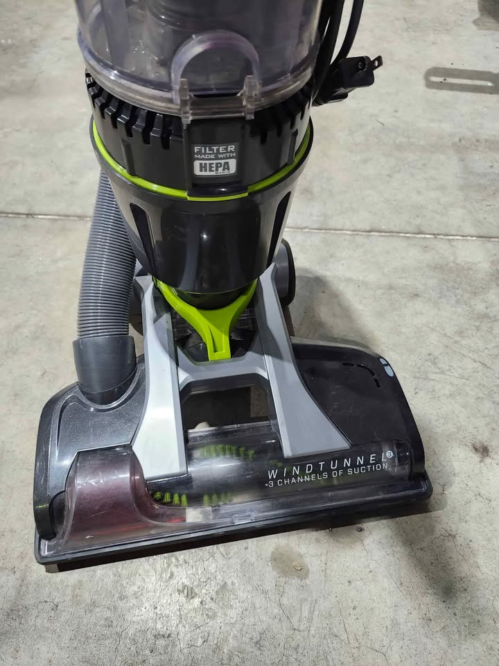 Hoover Air WindTunnel 3 Upright Steerable Vacuum Cleaner