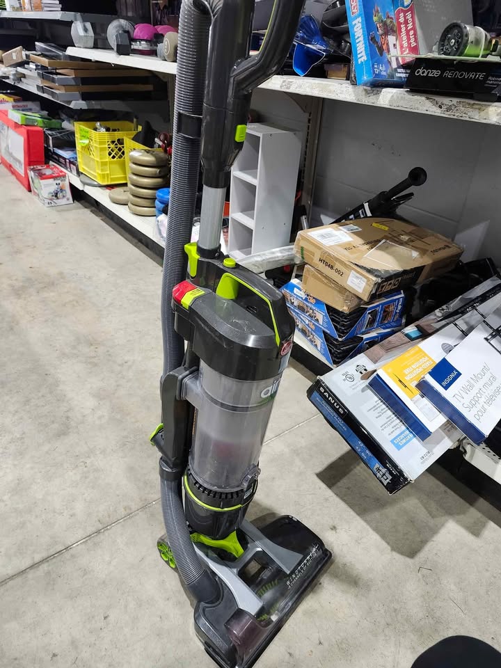 Hoover Air WindTunnel 3 Upright Steerable Vacuum Cleaner
