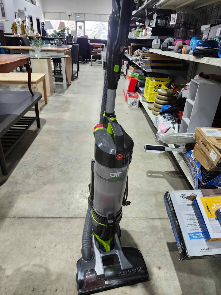 Hoover Air WindTunnel 3 Upright Steerable Vacuum Cleaner