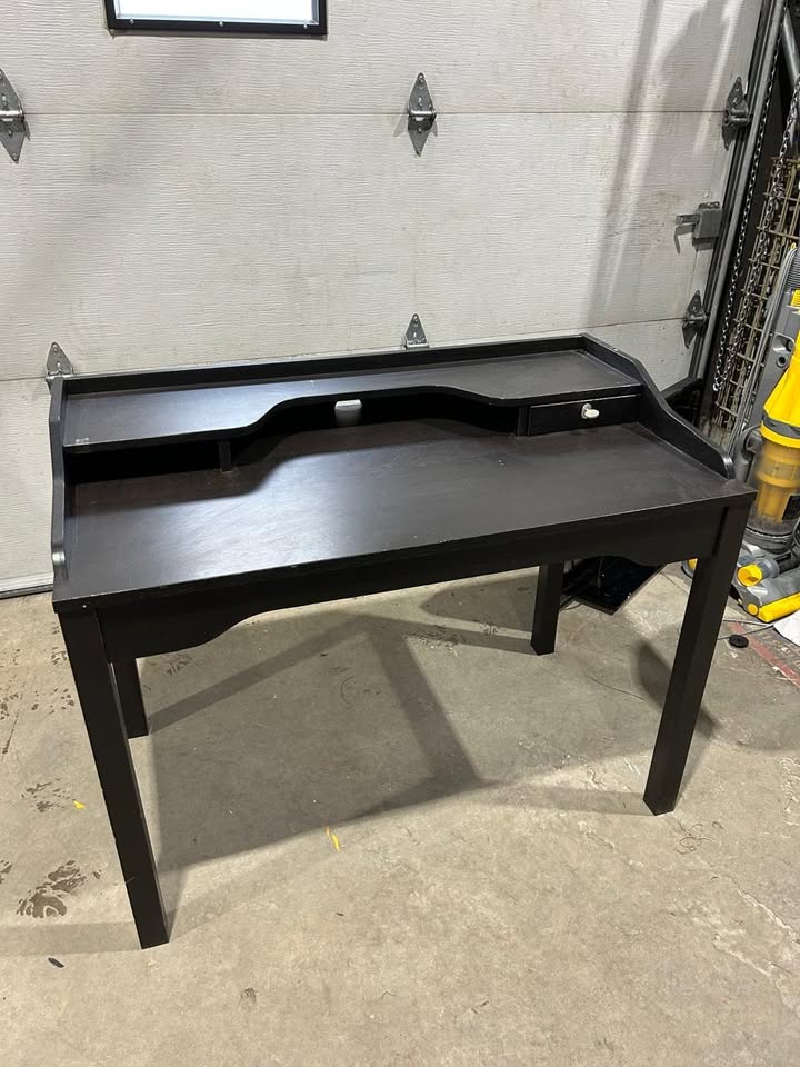 IKEA Gustav Black/Brown desk