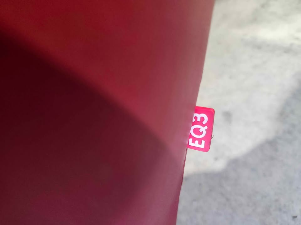 EQ3 Modern Leather Chaise Lounge - Red