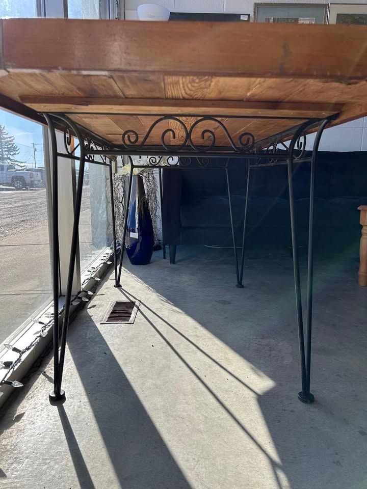 Vintage Table - Metal and wood
