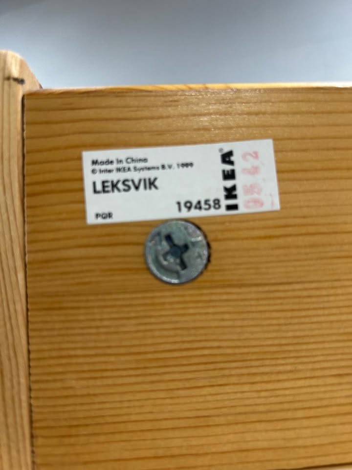 IKEA LEKSVIK Bookshelf