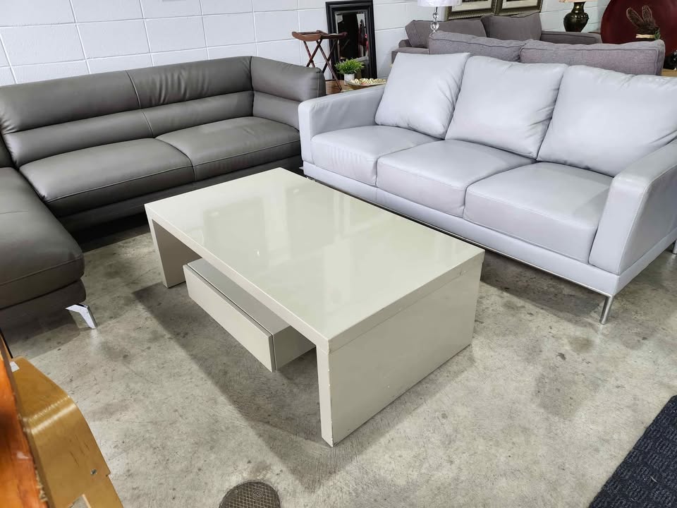 Modern Stylish Coffee Table with Hanging Drawer